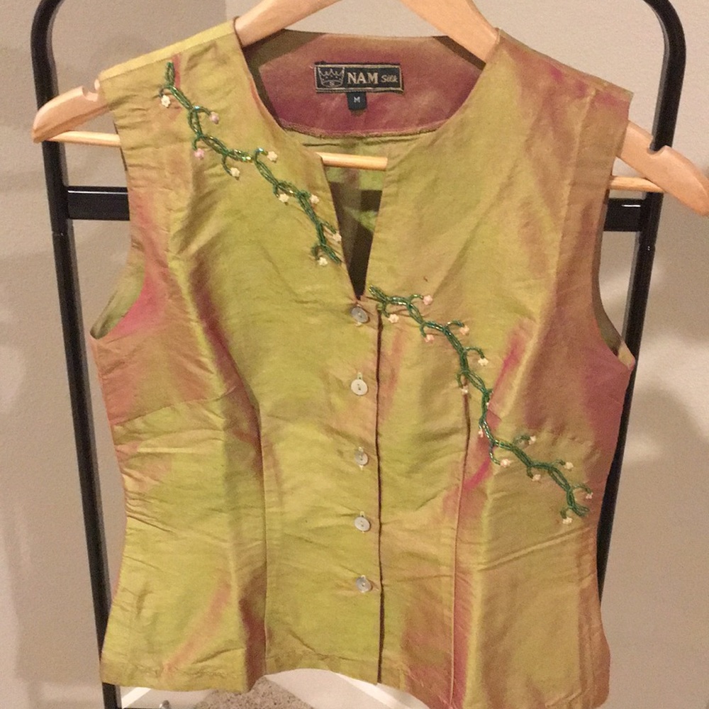 One made silk top, small.